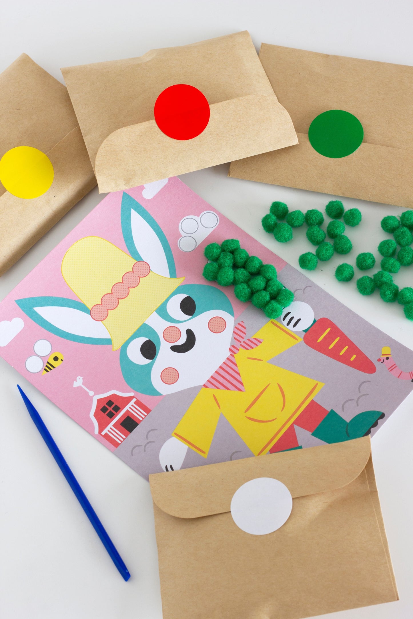 Boîte créative, Tableaux de pompons