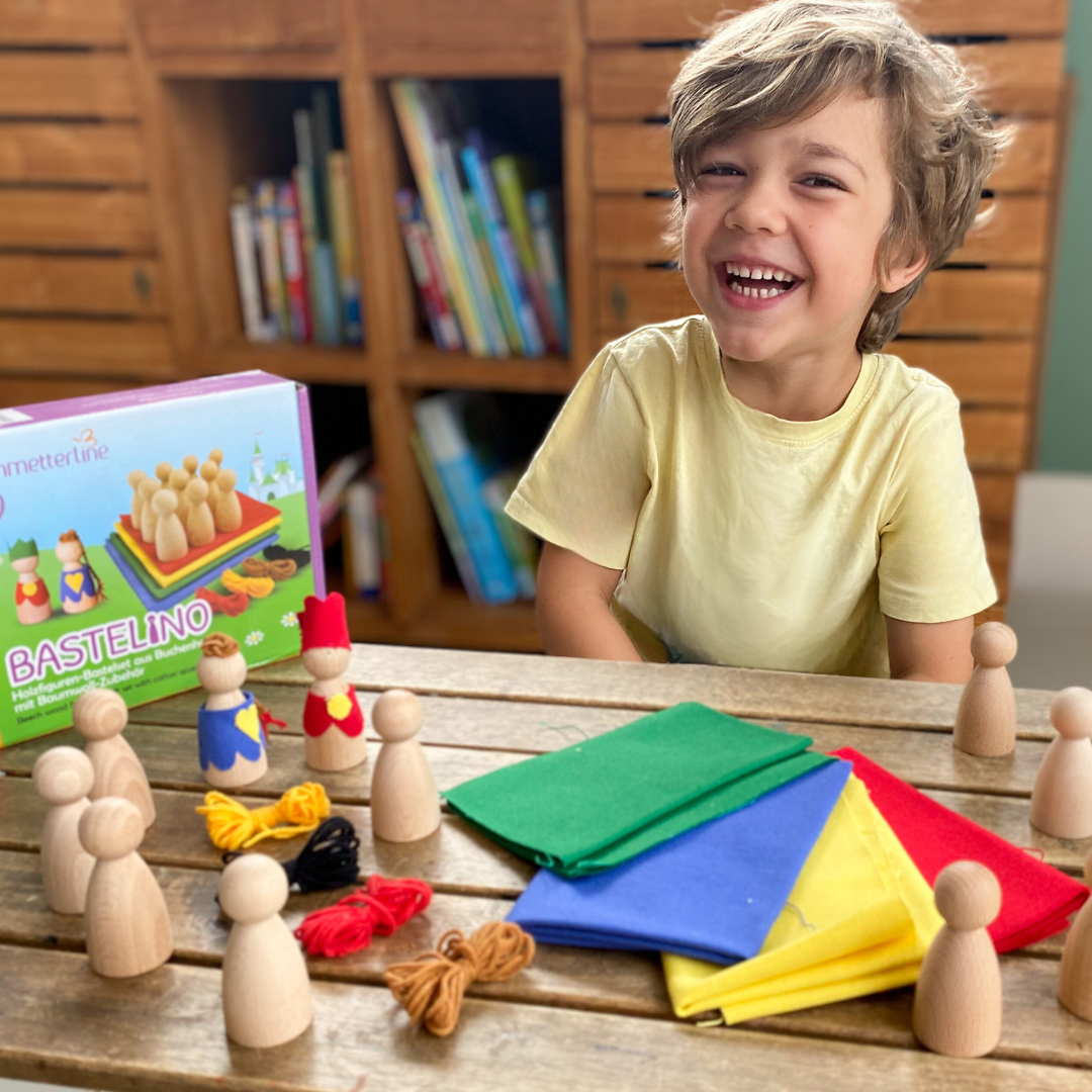 Set de poupées en bois