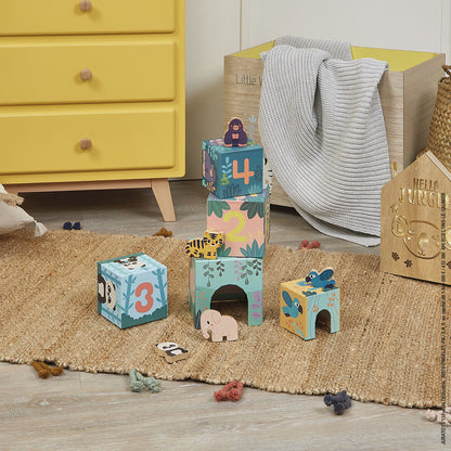 Pyramide et Figurines Animaux