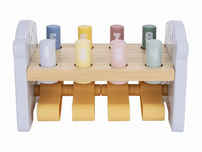 Marteau en forme d'ourson avec chiffres