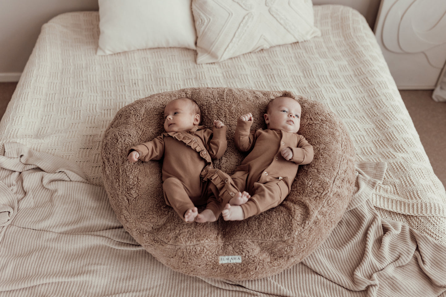 Housse Relax pour coussin d'allaitement jumeaux en teddy | Taupe