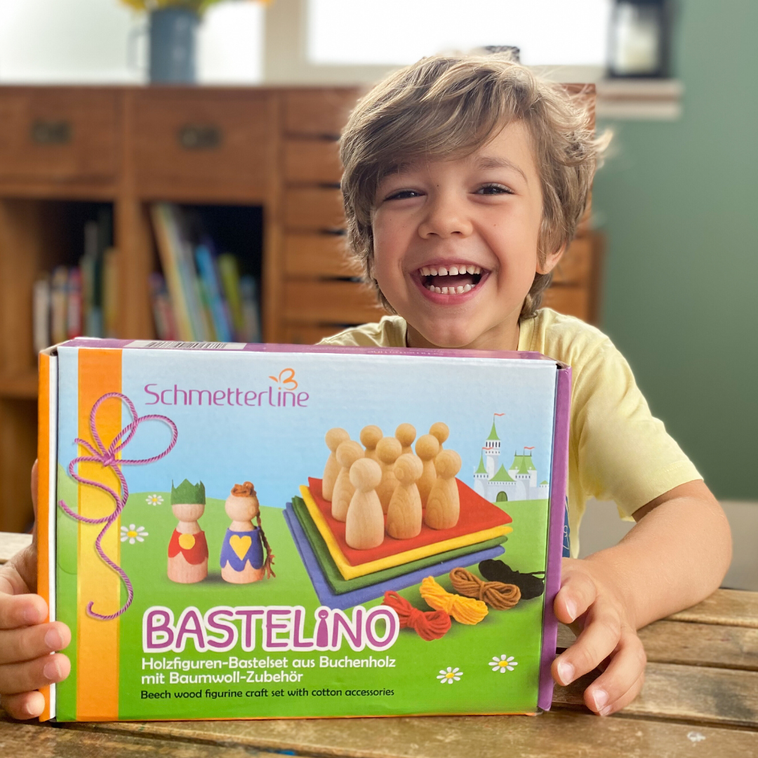 Set de poupées en bois